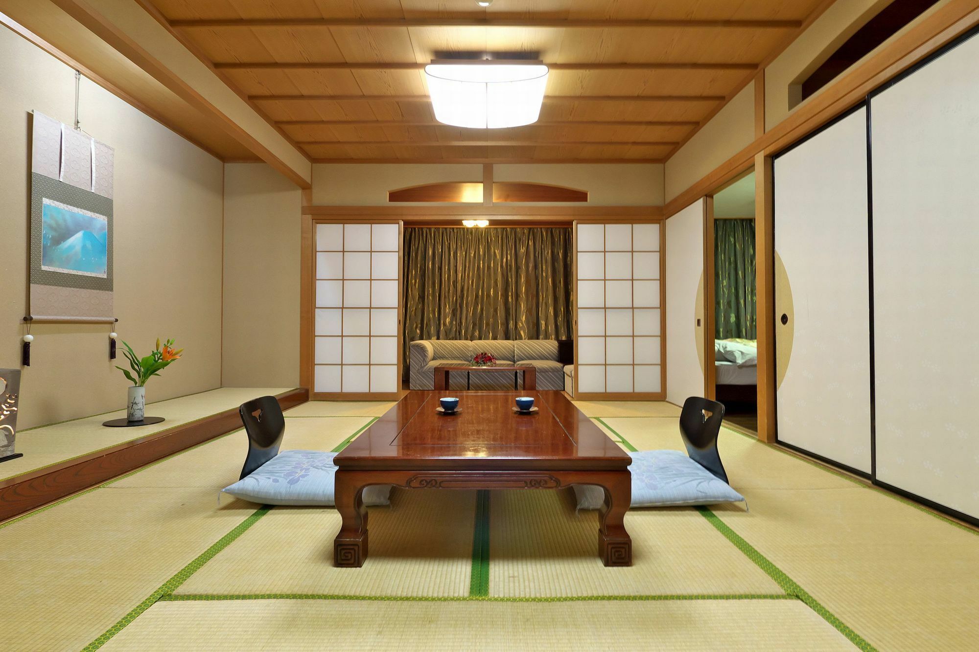 Yuraku Hotel Awara Exterior photo
